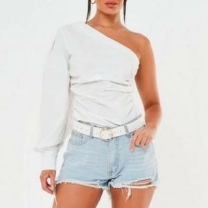 One Ballon Sleeve Shirt